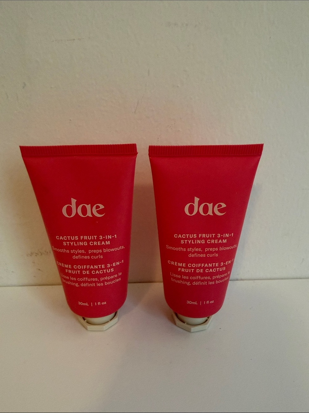 dae Cactus Fruit 3-in-1 Styling Cream — Bright Pink